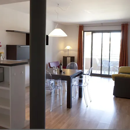 Résidence De Valrugues Appart hôtel 3*